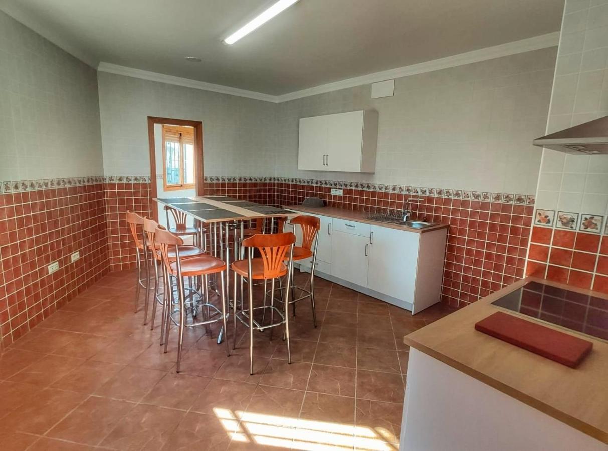 Casa Amplia Con Terraza En La Vinuela Villa Exterior foto