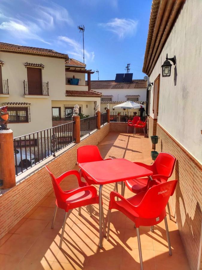 Casa Amplia Con Terraza En La Vinuela Villa Exterior foto