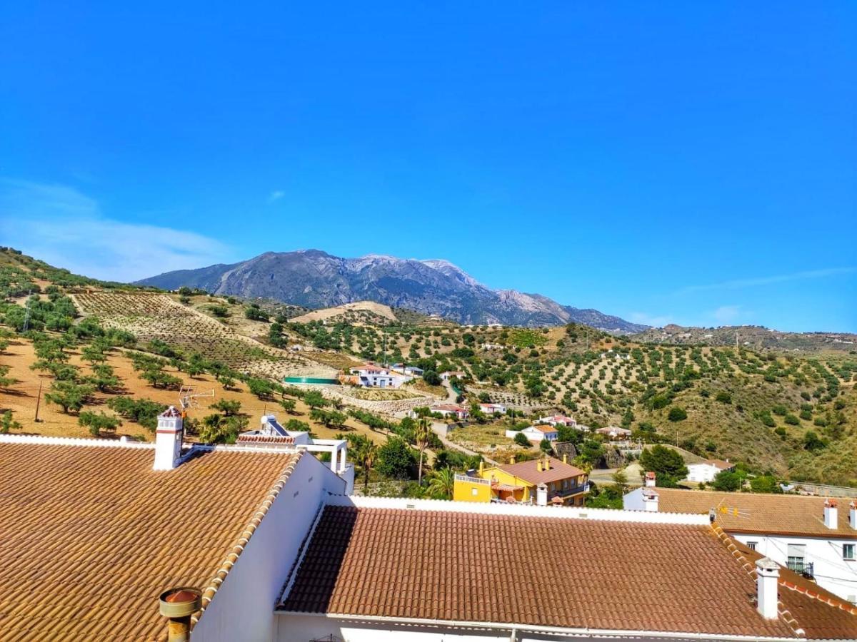 Casa Amplia Con Terraza En La Vinuela Villa Exterior foto